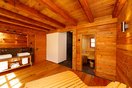 RUKU Sauna Galerie Kabinen mit Holzverkleidung